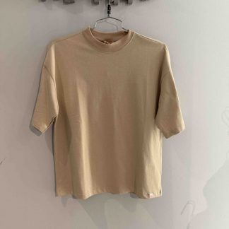 T-SHIRT LOUVRE SABBIA