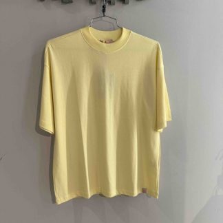T-SHIRT LOUVRE GIALLA