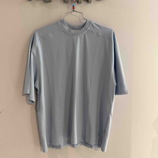 T-SHIRT UM724 CIELO